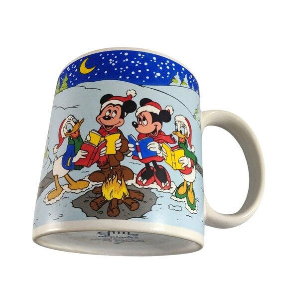 Vintage The Walt Disney Company Applause Winter Mug With Mickey & Friends 1988 - Picture 8 of 10